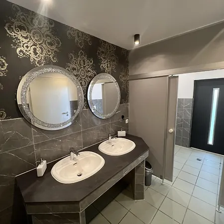 Holiday home Haus Komplett