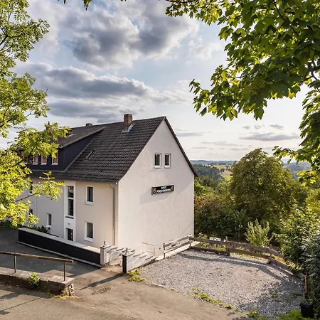 Haus Komplett 度假居 *