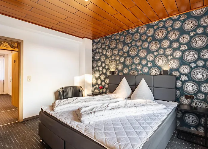 Haus Komplett 度假居 *